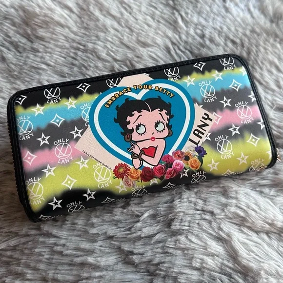 Betty Boop x LANY Wristlet Wallet NWT ♥️ - Picture 3 of 14